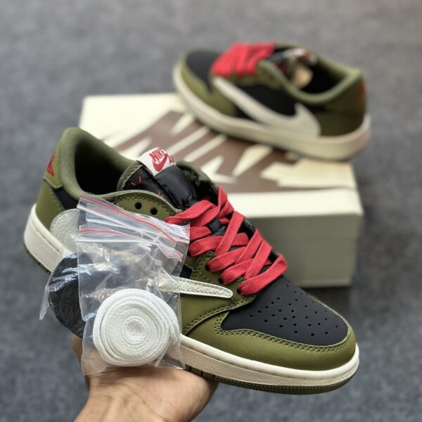 JORDAN-1 LOW TRABISCHOT OLIVE (1.1 Grade)