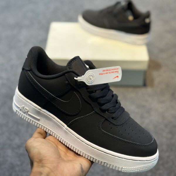 AIR FORCE-1 BLACK (1.1 Grade)