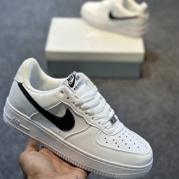 AIR FORCE-1 WHITE BLACK ( OEM Grade)